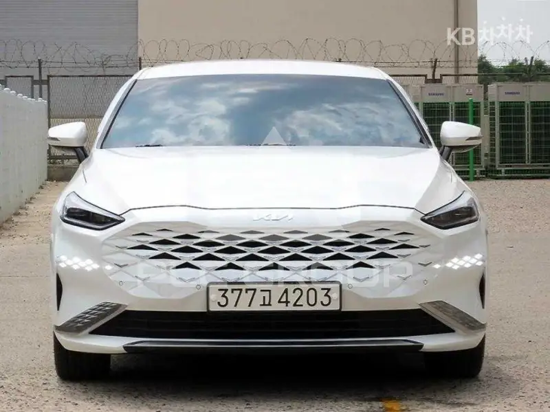 2024 KIA K8
