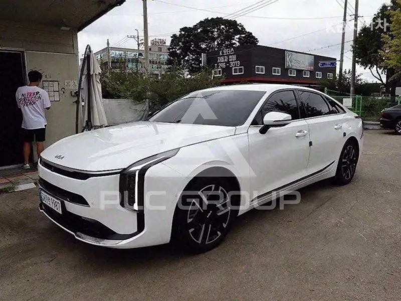 2024 KIA K8