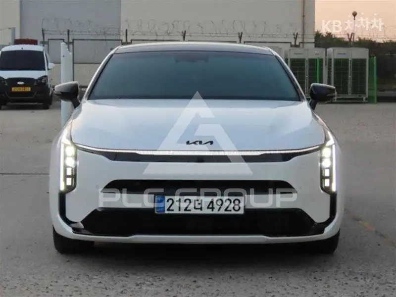 2024 KIA K8