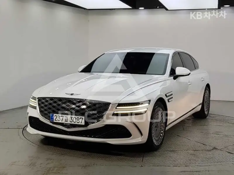 2024 Genesis G80