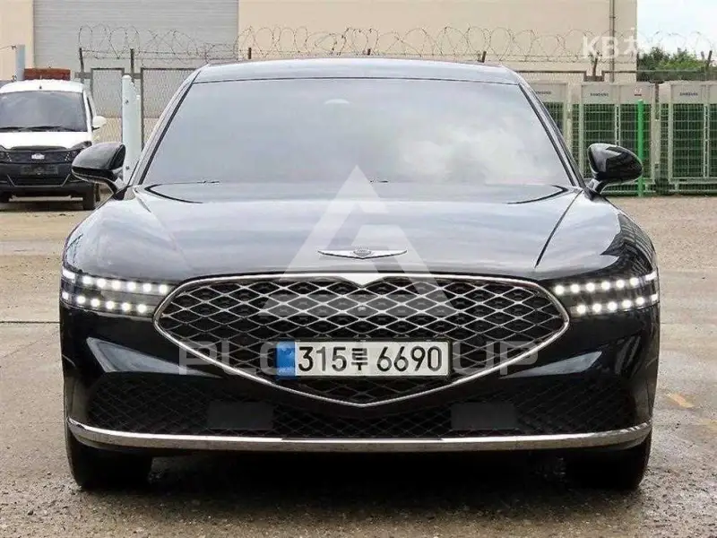 2024 Genesis G90