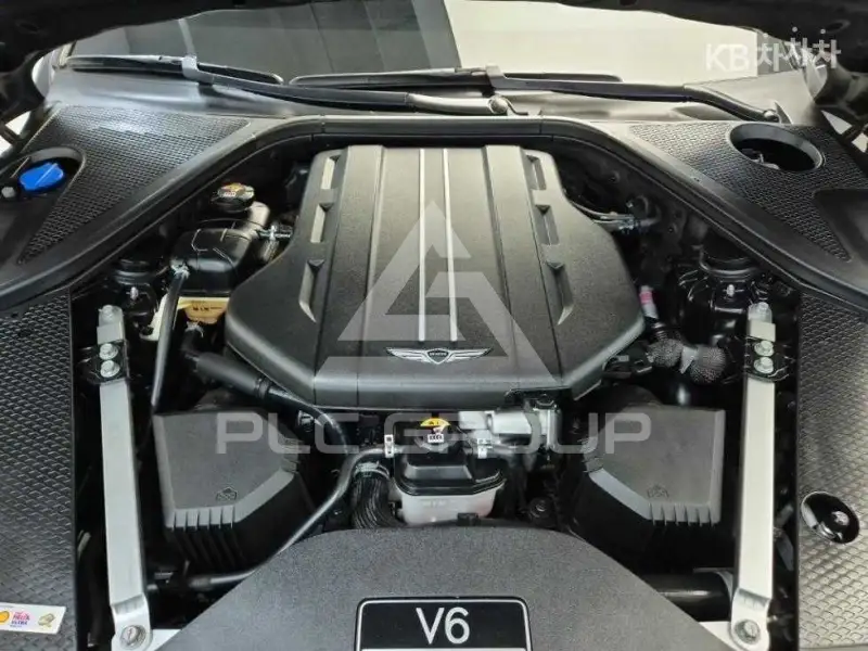 2024 Genesis G90