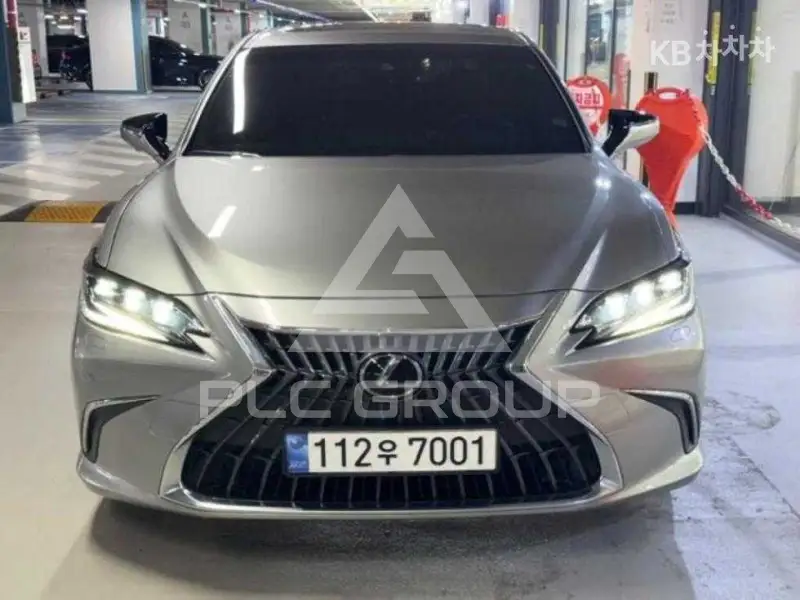 2024 Lexus ES