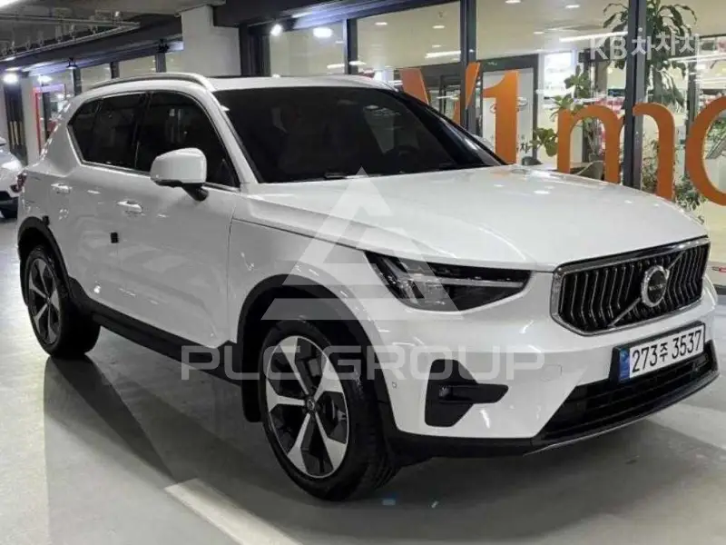 2024 Volvo XC40