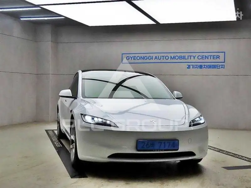2024 Tesla MODEL 3