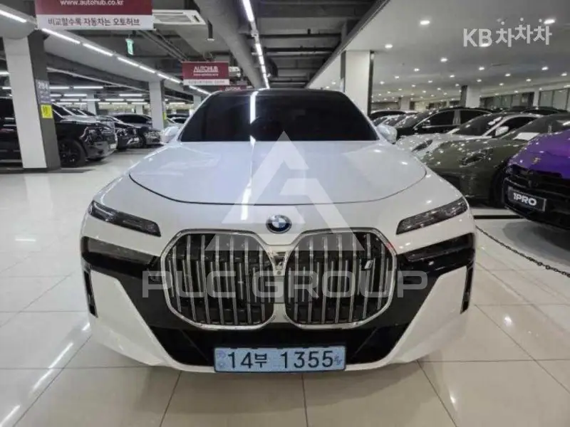 2025 BMW I7