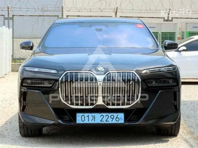 2025 BMW I7