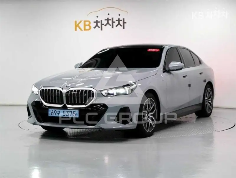 2025 BMW I5