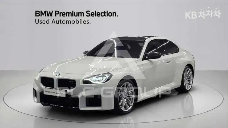 2025 BMW M1
