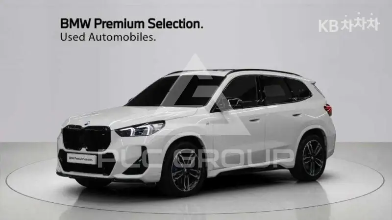 2025 BMW X1