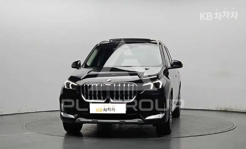 2025 BMW X1