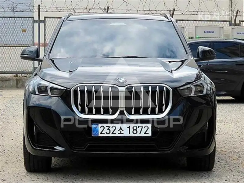 2025 BMW X1