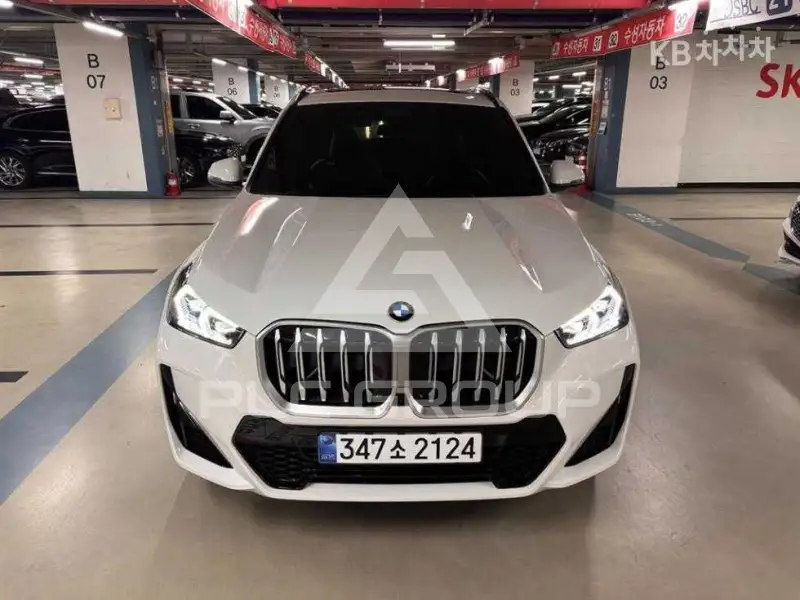 2025 BMW X1