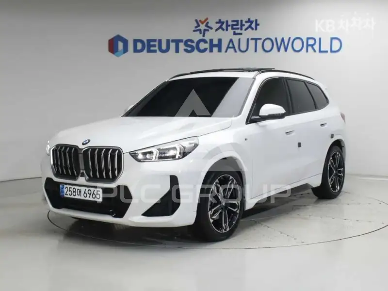2025 BMW X1