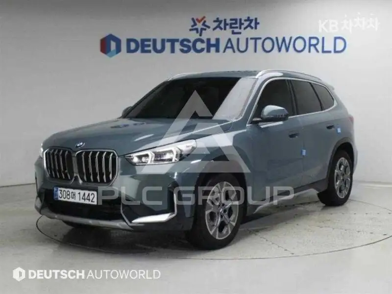 2025 BMW X1