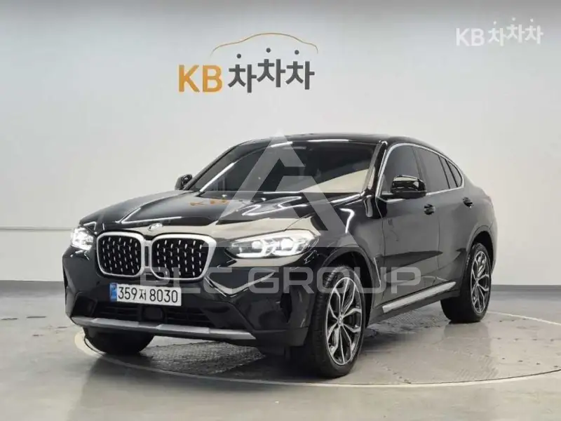 2025 BMW X4