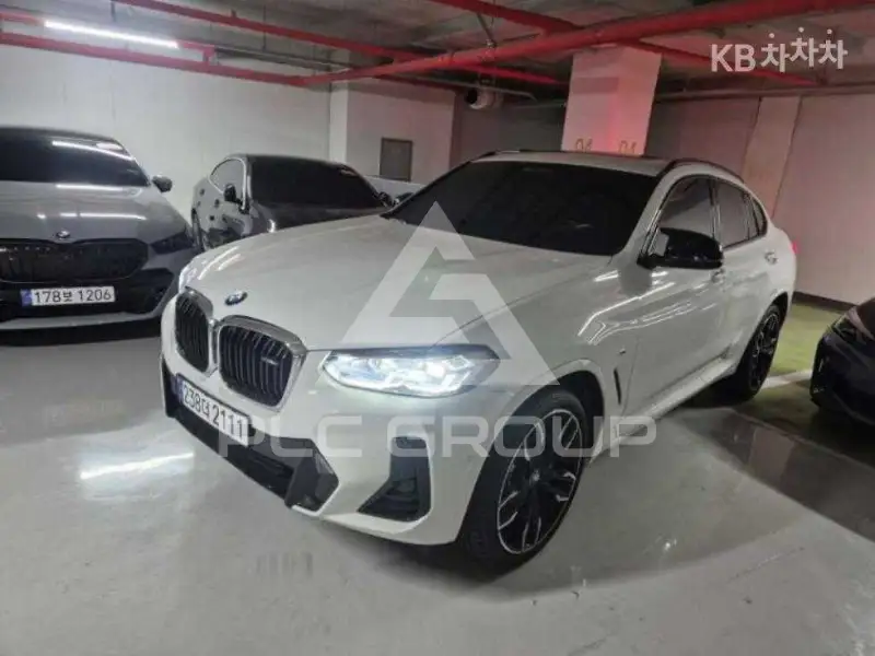 2025 BMW X4