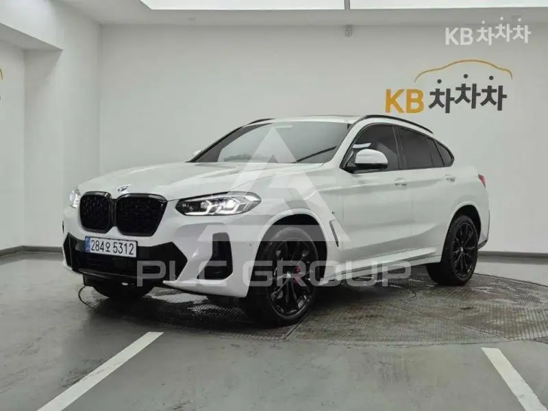 2025 BMW X4