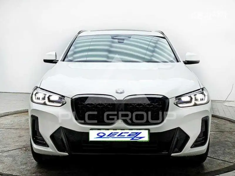 2025 BMW X4