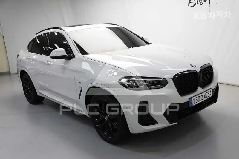 2025 BMW X4