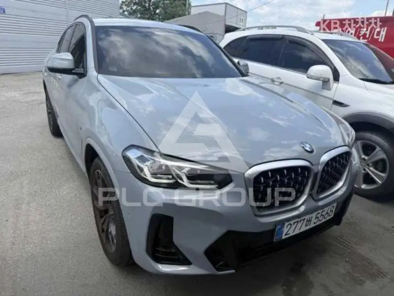 2025 BMW X4