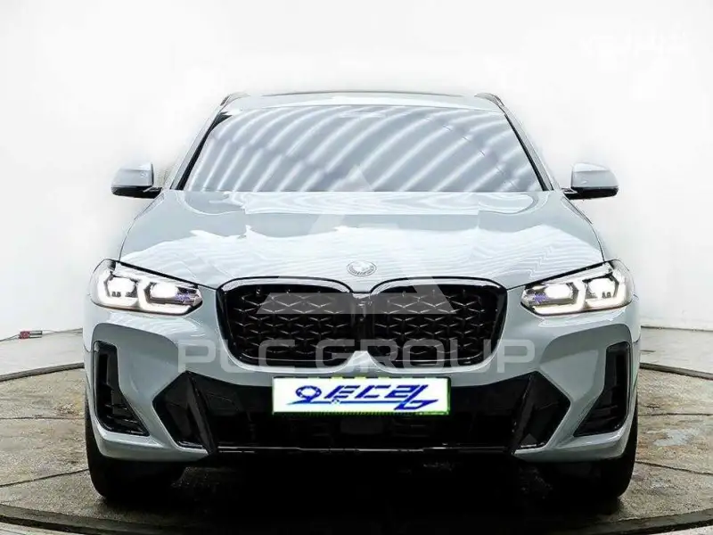 2025 BMW X4