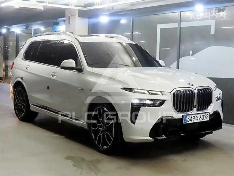 2025 BMW X7