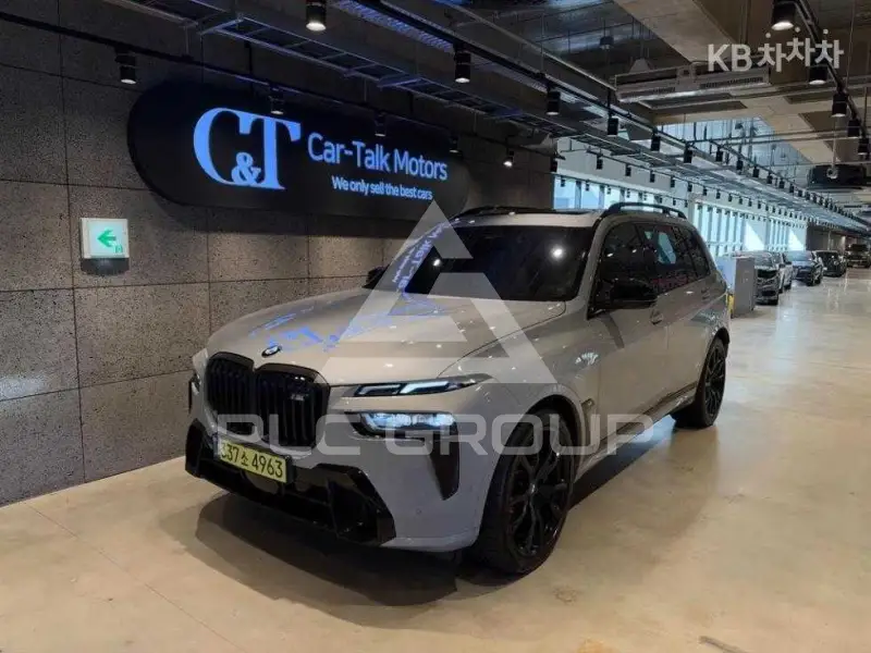 2025 BMW X7