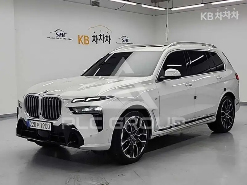 2025 BMW X7