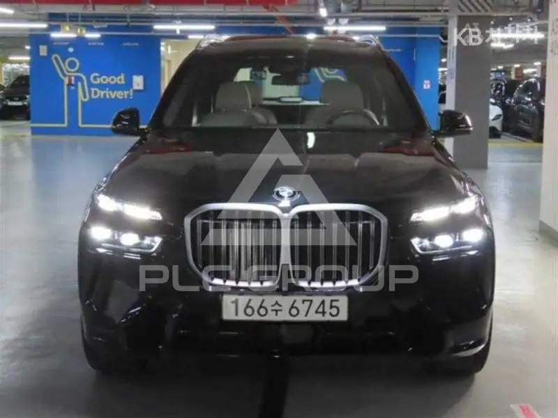 2025 BMW X7