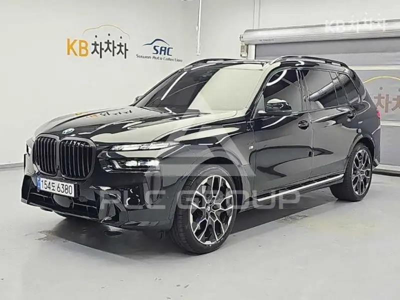 2025 BMW X7