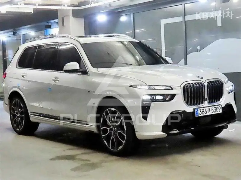 2025 BMW X7