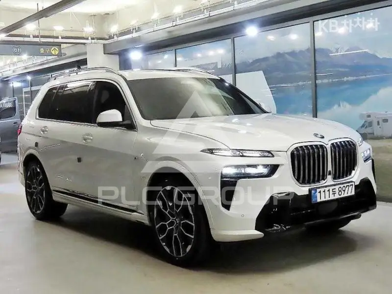 2025 BMW X7