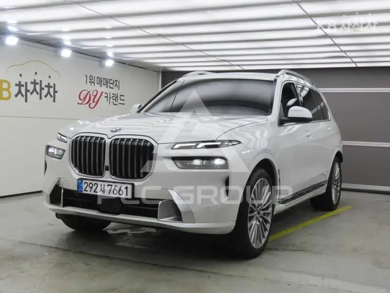 2025 BMW X7