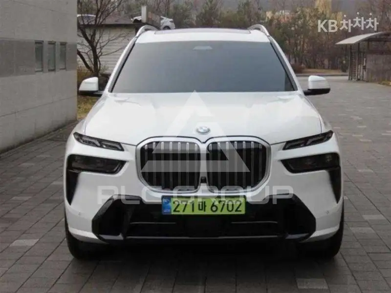 2025 BMW X7