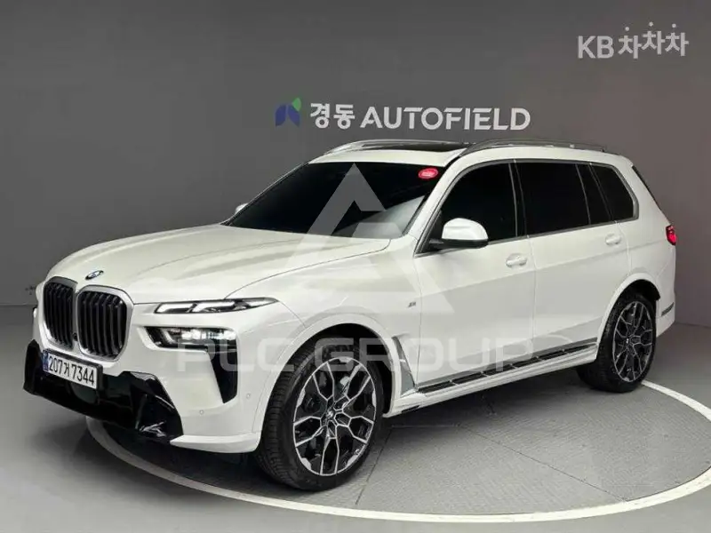 2025 BMW X7