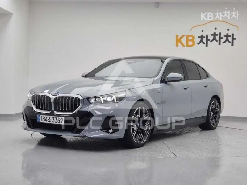 2025 BMW 5 Series