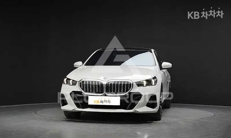 2025 BMW 5 Series