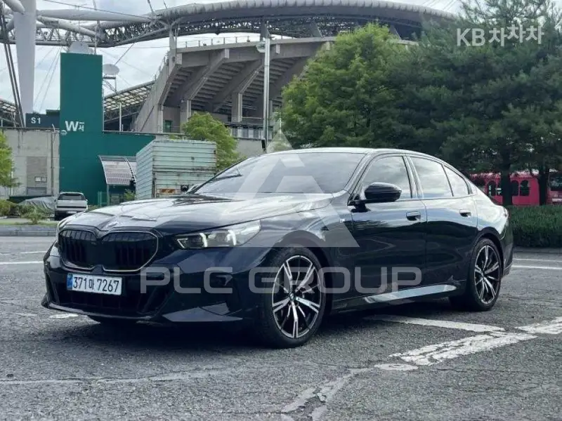 2025 BMW 5 Series