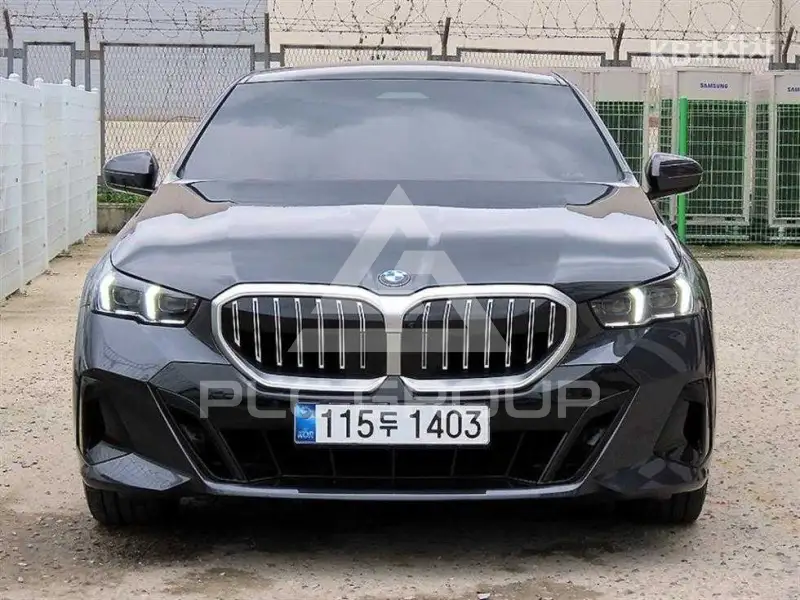 2025 BMW 5 Series