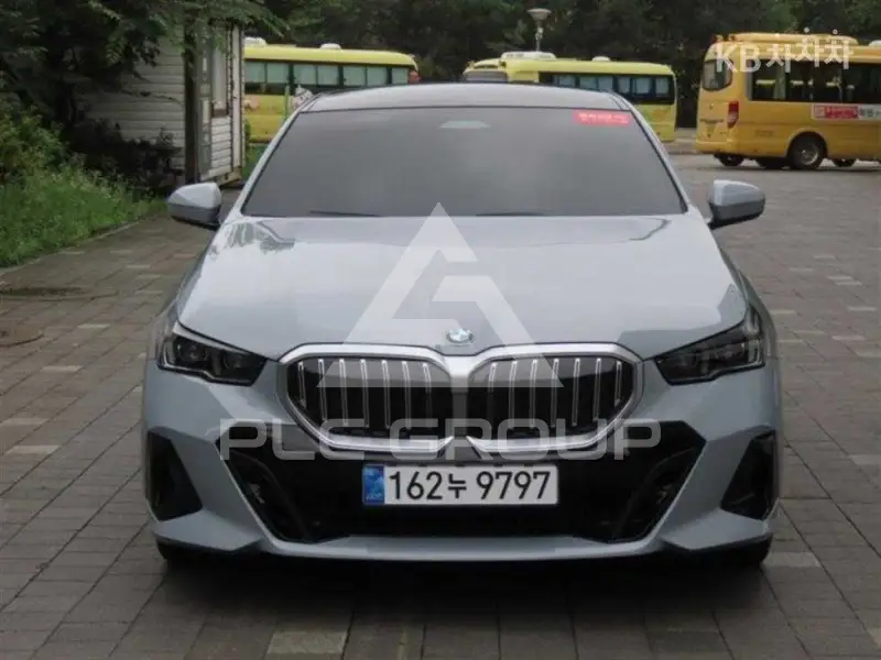 2025 BMW 5 Series