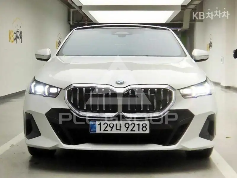2025 BMW 5 Series