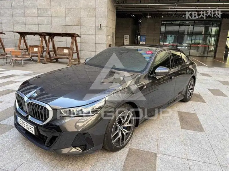 2025 BMW 5 Series
