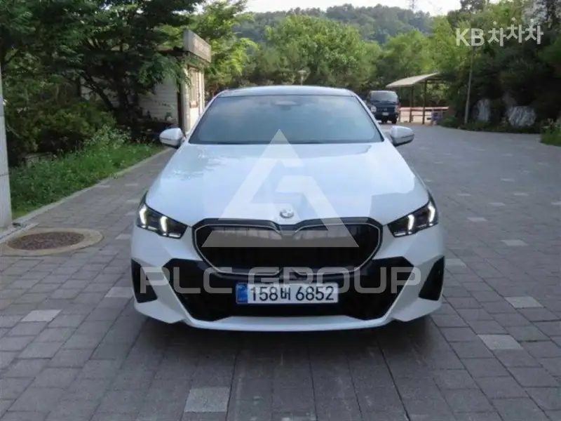 2025 BMW 5 Series