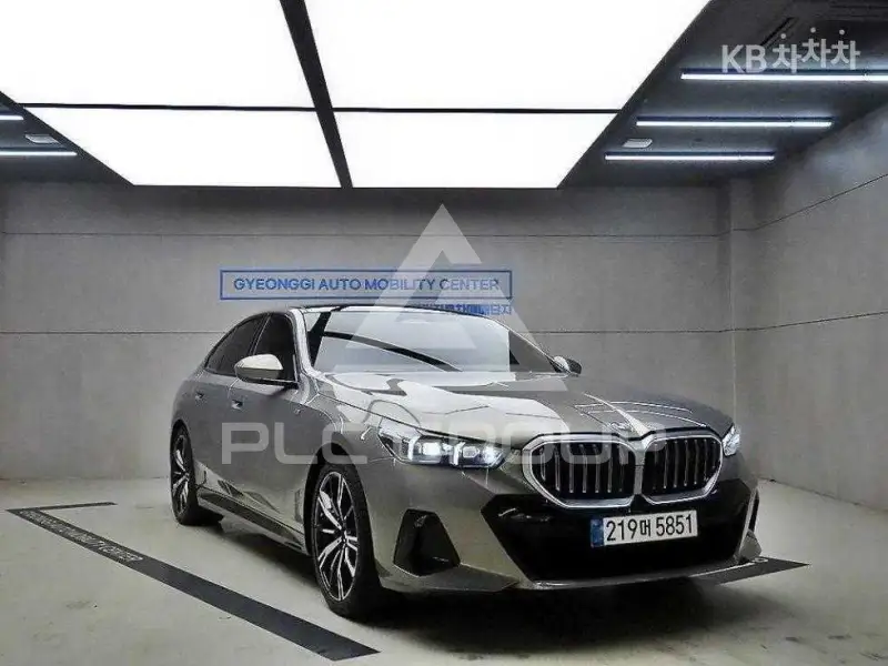 2025 BMW 5 Series