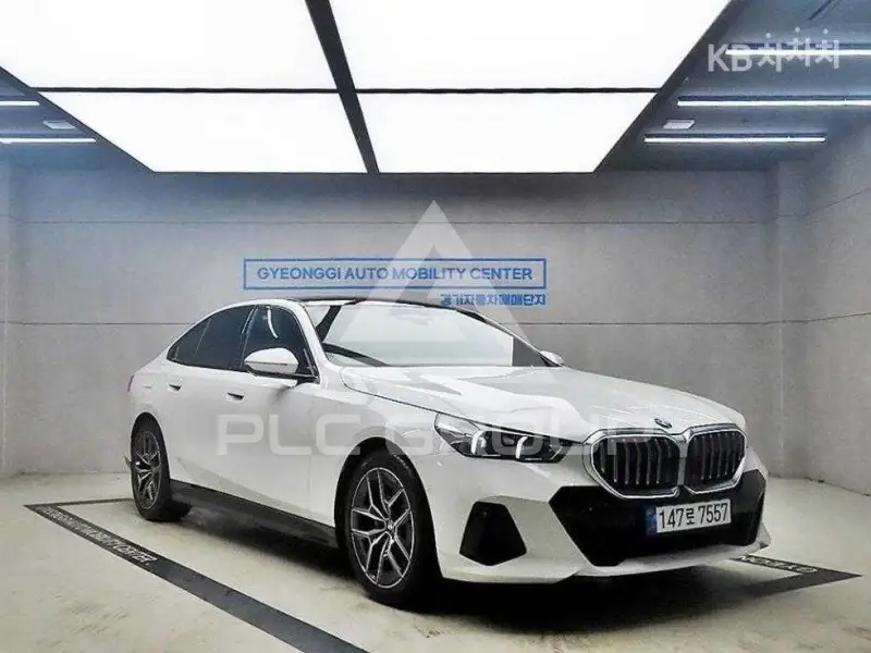 2025 BMW 5 Series