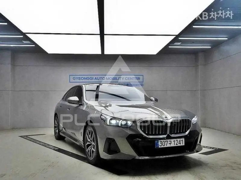2025 BMW 5 Series