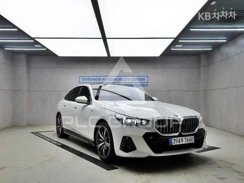2025 BMW 5 Series
