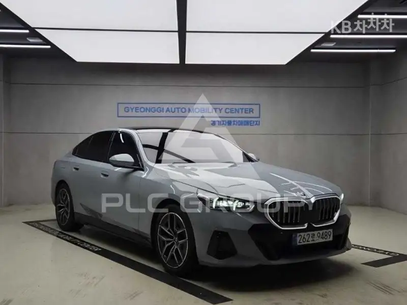 2025 BMW 5 Series