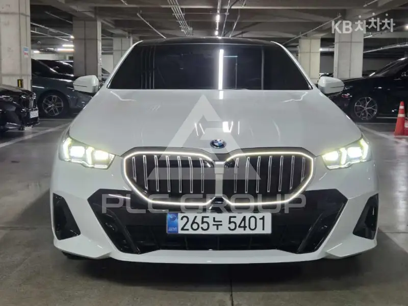 2025 BMW 5 Series